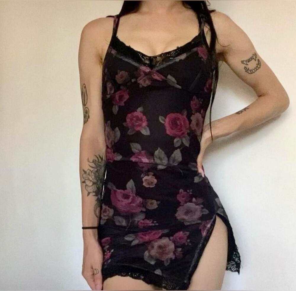 Motel Rocks Coti Black Rose Print Lace Trim Mini Dress Side Split Y2K Size S
